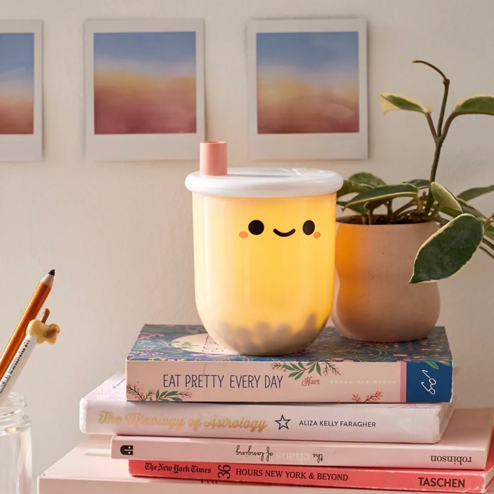 Adorable Bubble Tea Light from SMOKO - New in Box